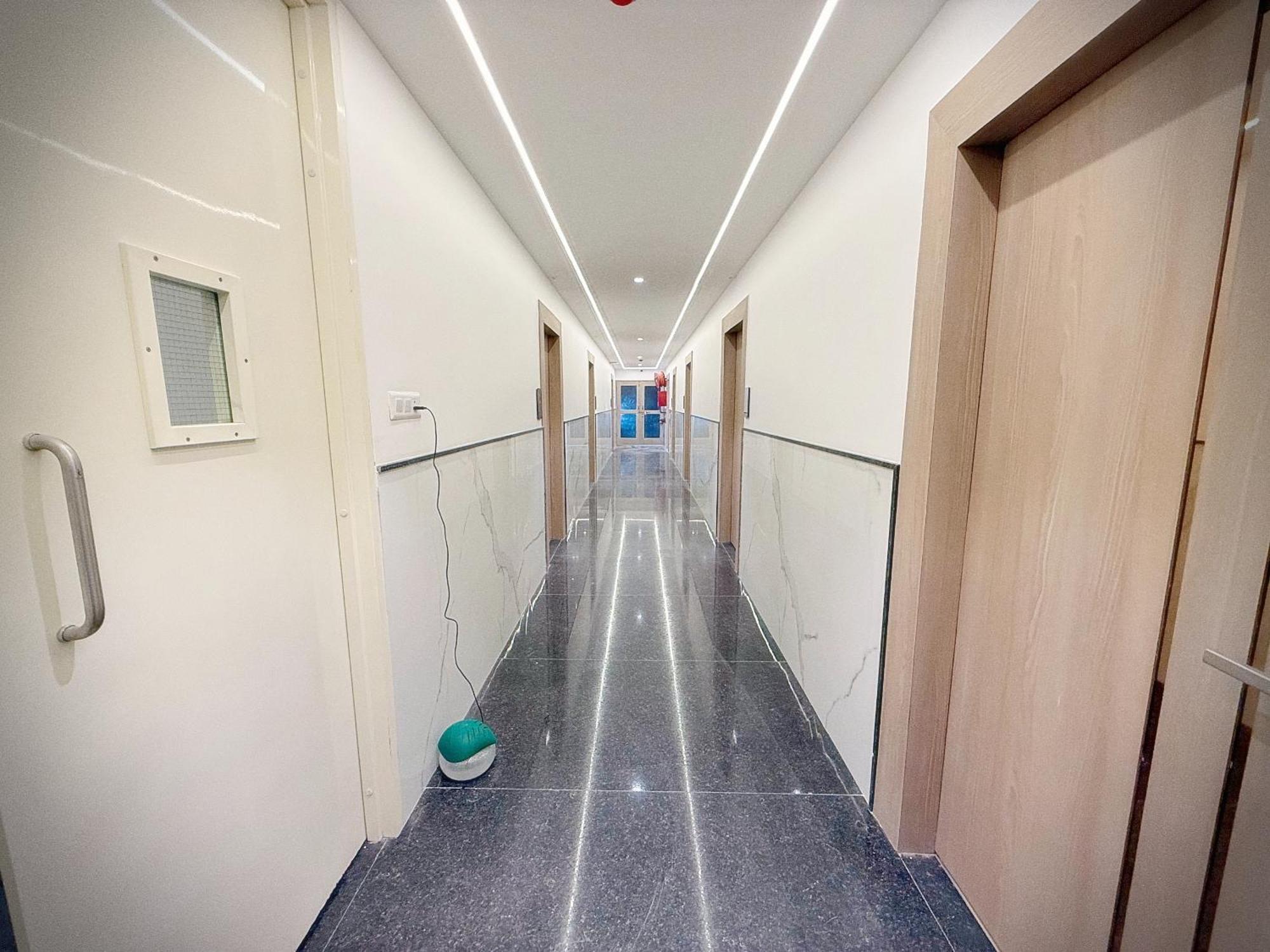 The Orion Hotel Era - Delhi Airport ニューデリー エクステリア 写真