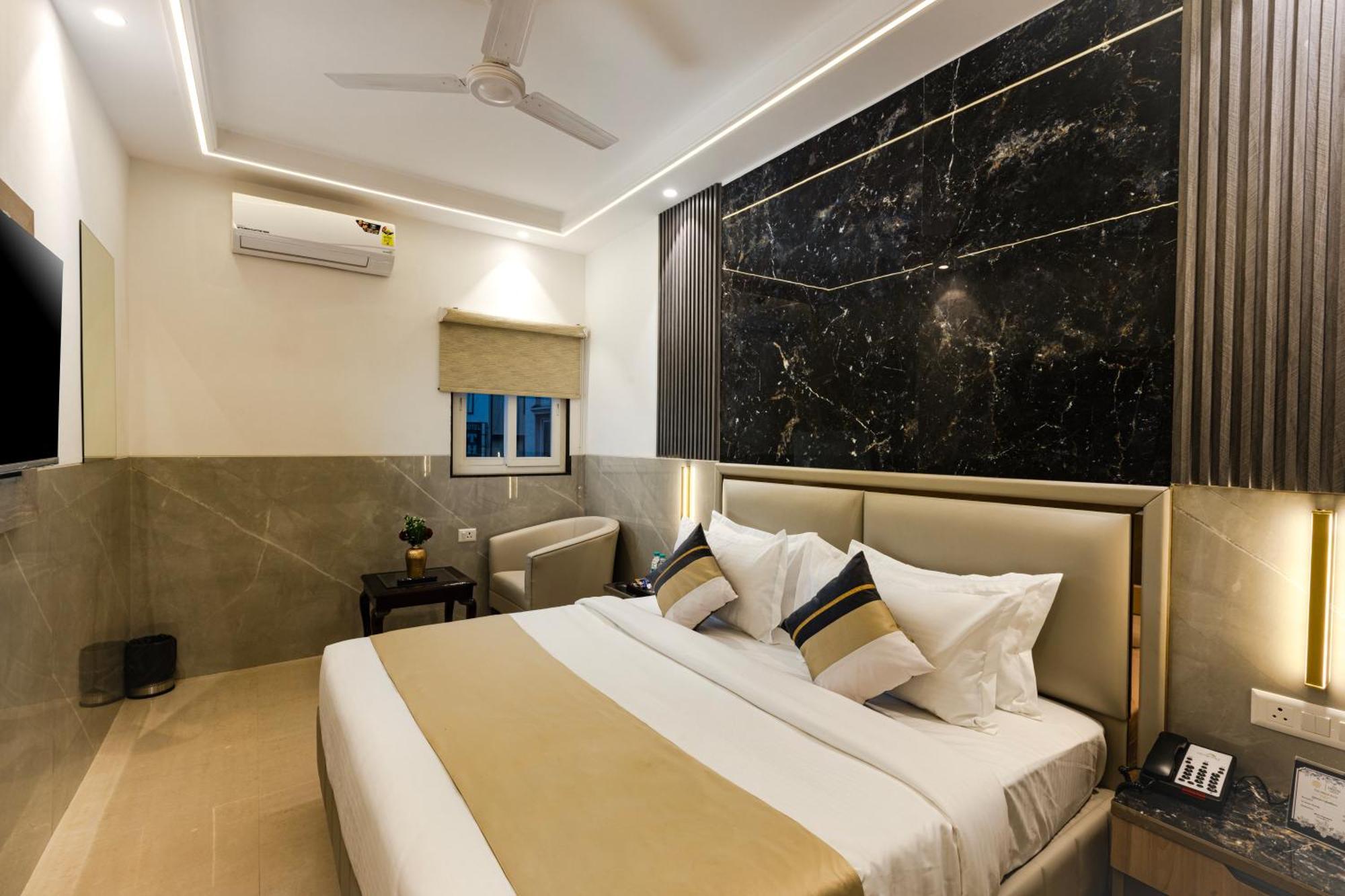 The Orion Hotel Era - Delhi Airport ニューデリー エクステリア 写真