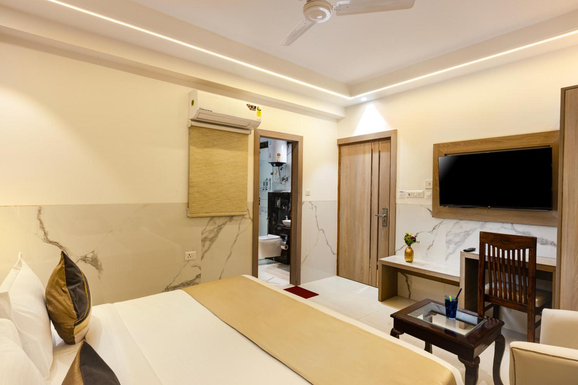 The Orion Hotel Era - Delhi Airport ニューデリー エクステリア 写真