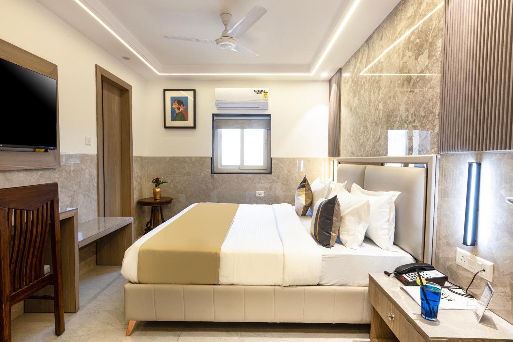 The Orion Hotel Era - Delhi Airport ニューデリー エクステリア 写真